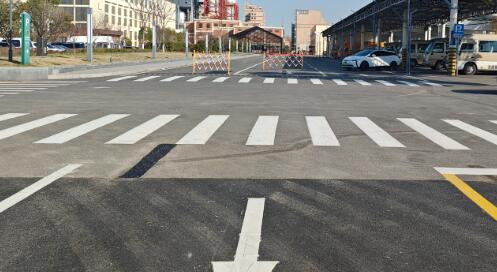 蘇州商業廣場地面劃線專家，包工包料打造智慧化通行空間